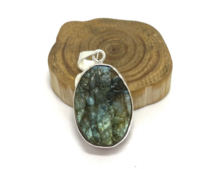 LABRADORITE BRUT SERTI