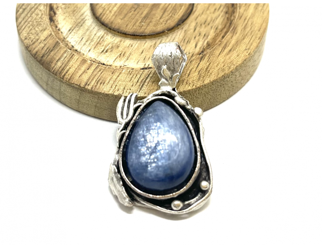 PENDENTIF CYANITE EXTRA